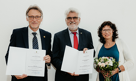 Bild Hauptmeldung Übergabe Ernennungsurkunde