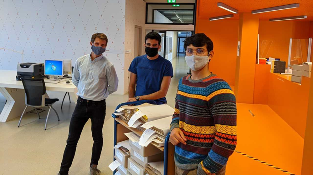 Daniel Berg und seine Teammitglieder im Sächsischen Staatsarchiv (c) privat Daniel Berg und seine Teammitglieder im Sächsischen Staatsarchiv (c) privat